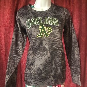 NWOT Under Armour Oakland A’s Printed Sweater